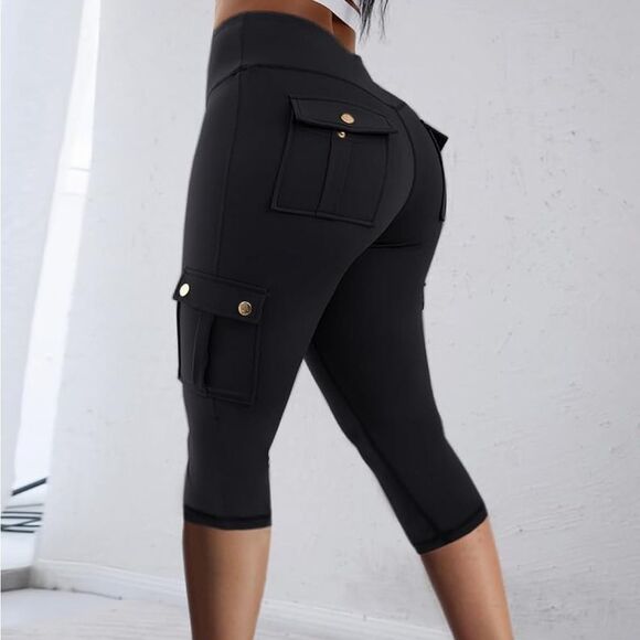 Black Cargo Capri Pants, w built in butt lifting . My fav pants r now - Picture 7 of 7
